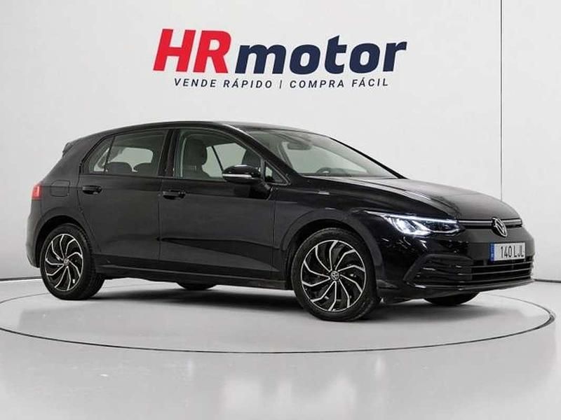 Usado VW Golf VIII Life 150 CV (110 kW) 2020 Negro Utilitario