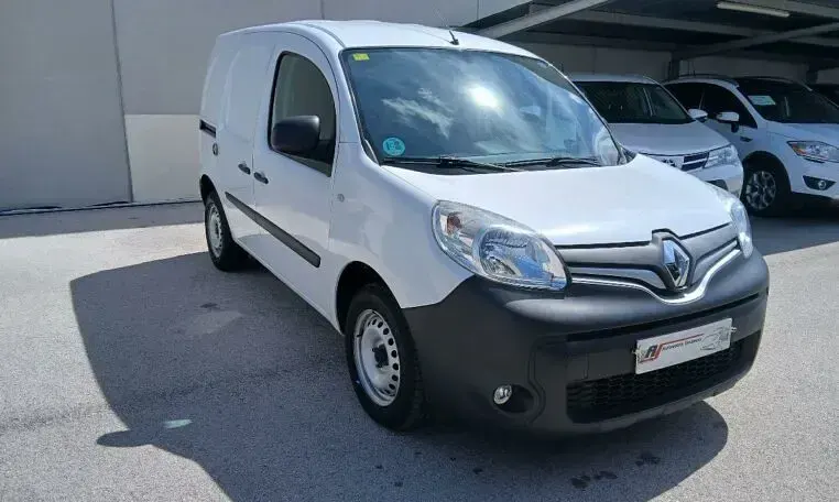 Usado Renault Kangoo 2018 Blanco Monovolumen