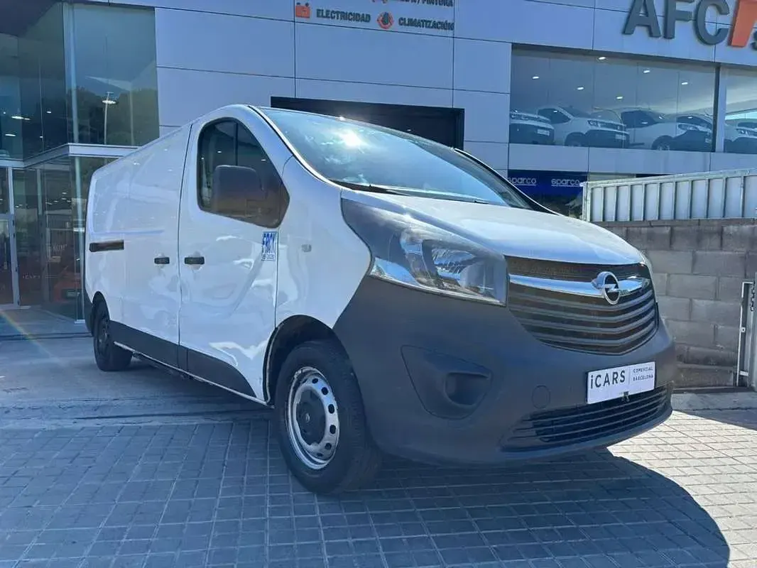 Usado Opel Vivaro Expression 95 CV (69 kW) 2017 Blanco Monovolumen