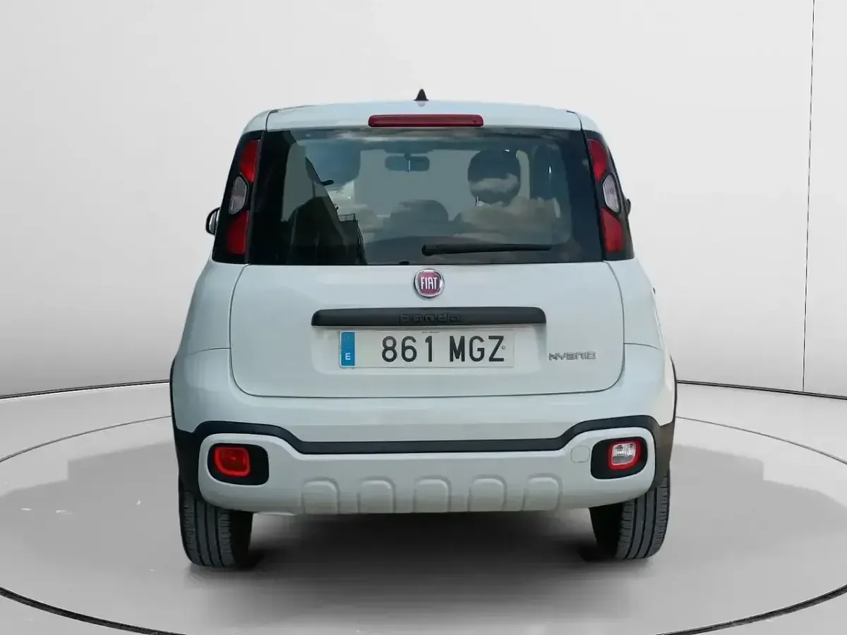 Usado Fiat Panda Cross Cross 70 CV (51 kW) 2023 Blanco Utilitario