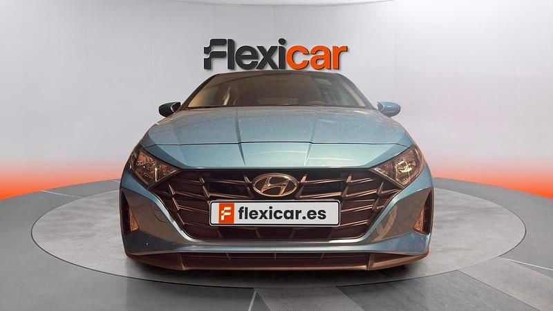 Usado Hyundai i20 84 HP (61 kW) 2022 Verde Citadino