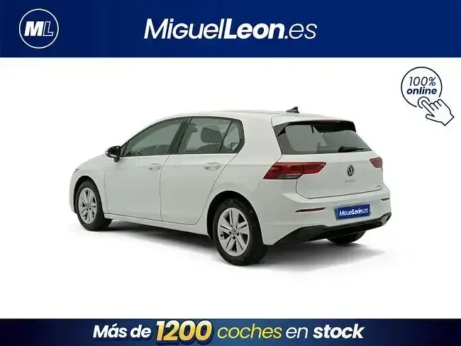 Usado VW Golf VIII Life 110 CV (80 kW) 2021 Blanco Berlina