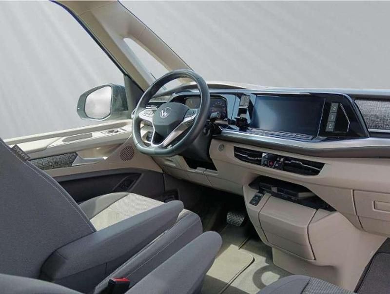 Usado VW Multivan Life 218 CV (160 kW) 2022 Plateado Van