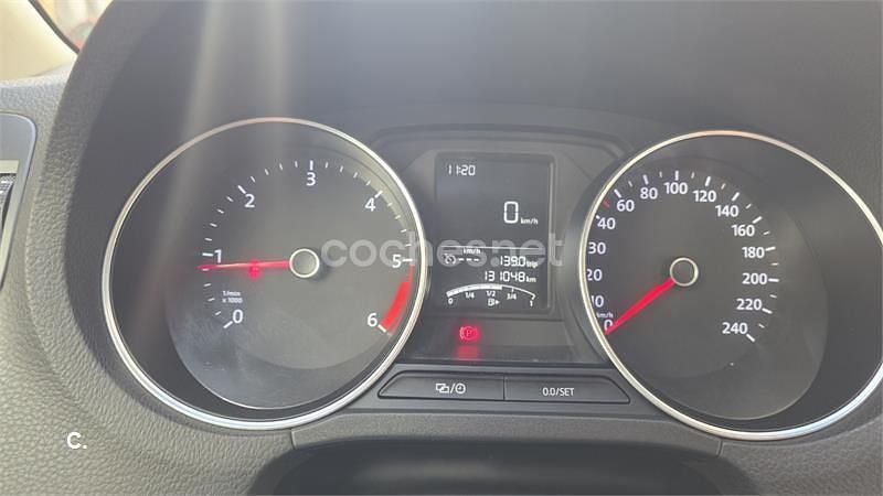 Occasion VW Polo Advance 90 PK (66 kW) 2014 Wit Sedan