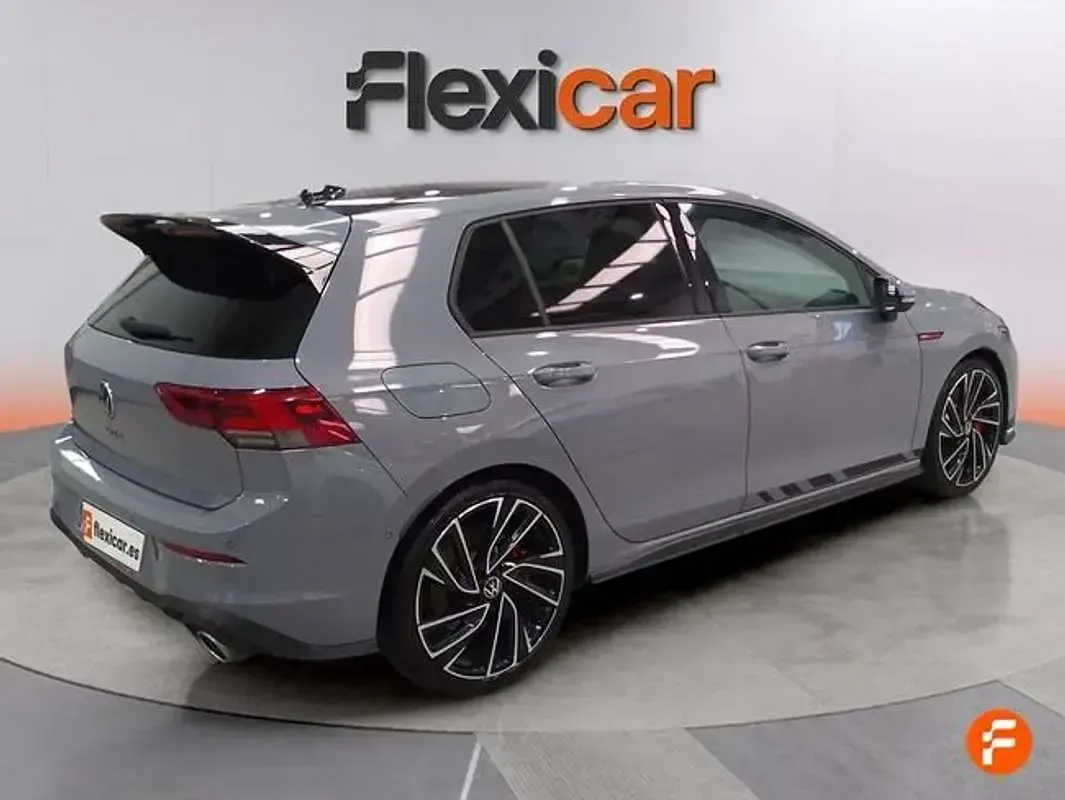 Usado VW Golf VII GTI 301 CV (221 kW) 2021 Gris Utilitario