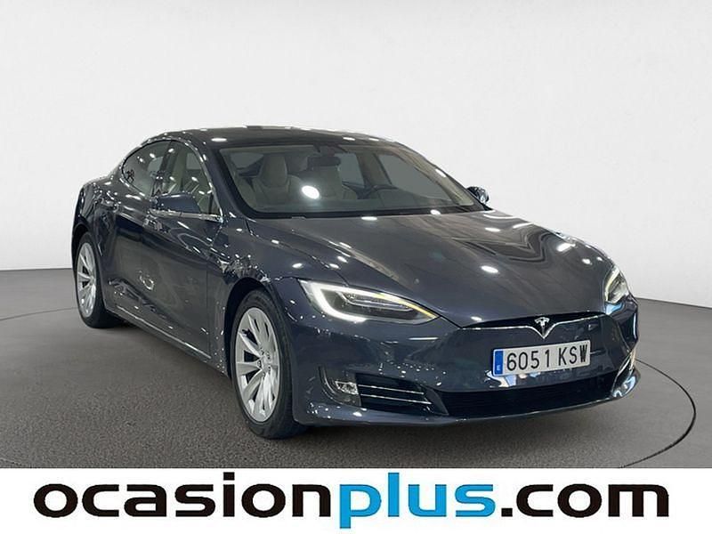 Usado Tesla Model S 386 kW (525 CV) 2019 Gris Utilitario