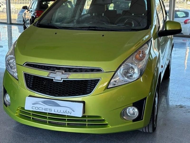 Usado Chevrolet Spark 68 CV (50 kW) 2010 Verde Utilitario