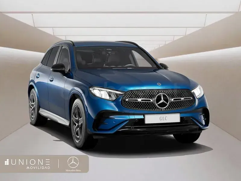 Usado Mercedes GLC220 197 HP (144 kW) 2025 Azul SUV