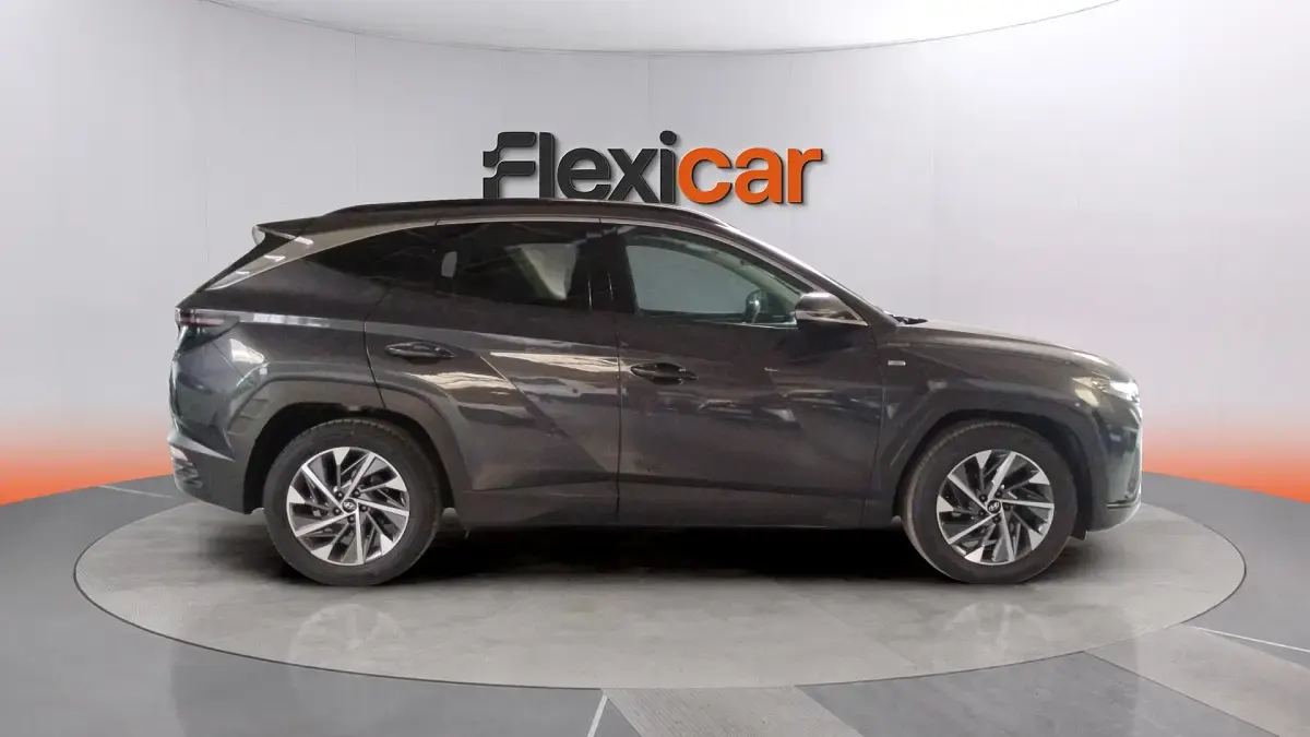 Usado Hyundai Tucson 150 CV (110 kW) 2023 Gris SUV