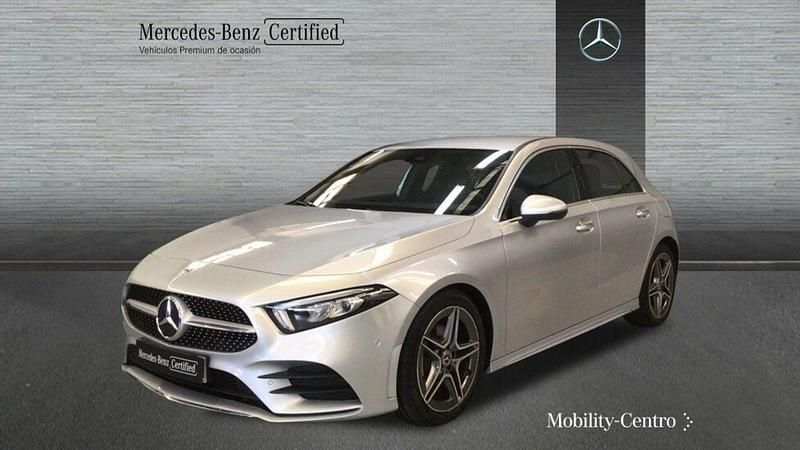 Iridiumsilver, metallic paint Usado 2020 Mercedes A180 AMG line Berlina | 26.500 € (Precio justo) - Imagen 1/4