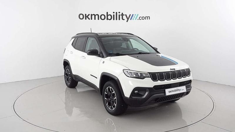 Usado Jeep Compass Trailhawk 241 CV (177 kW) 2022 Blanco SUV