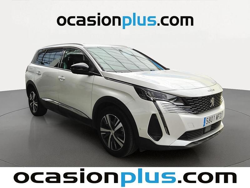 Usado Peugeot 5008 Allure 131 HP (96 kW) 2023 Branco SUV