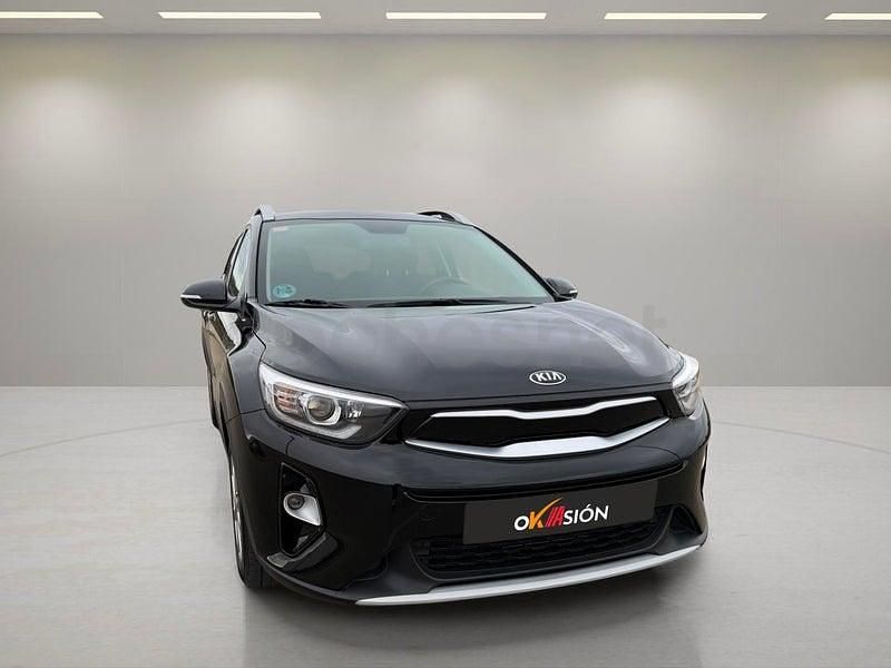 Usado Kia Stonic 84 CV (61 kW) 2019 Negro SUV