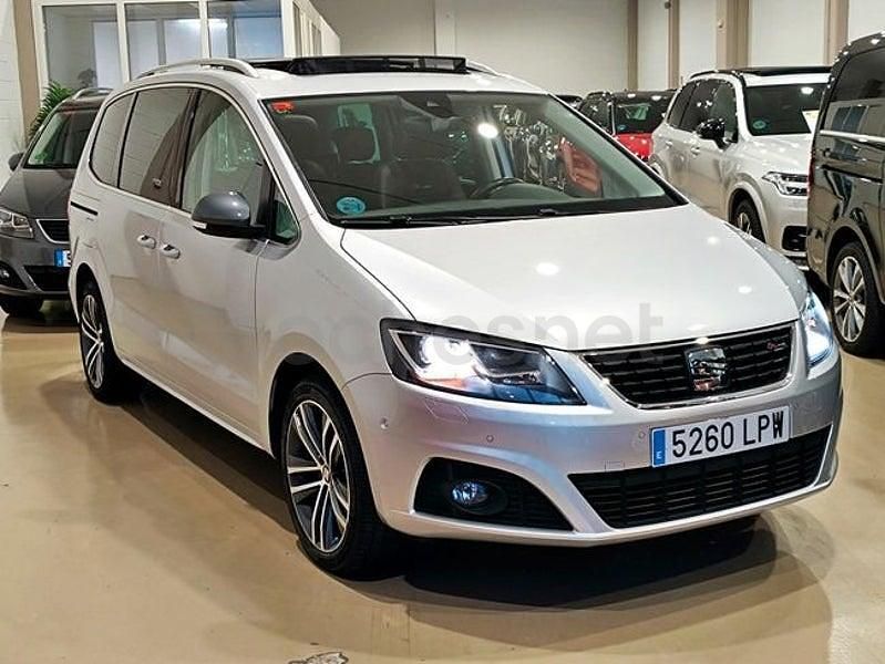Usado Seat Alhambra 150 CV (110 kW) 2021 Gris / plata Monovolumen
