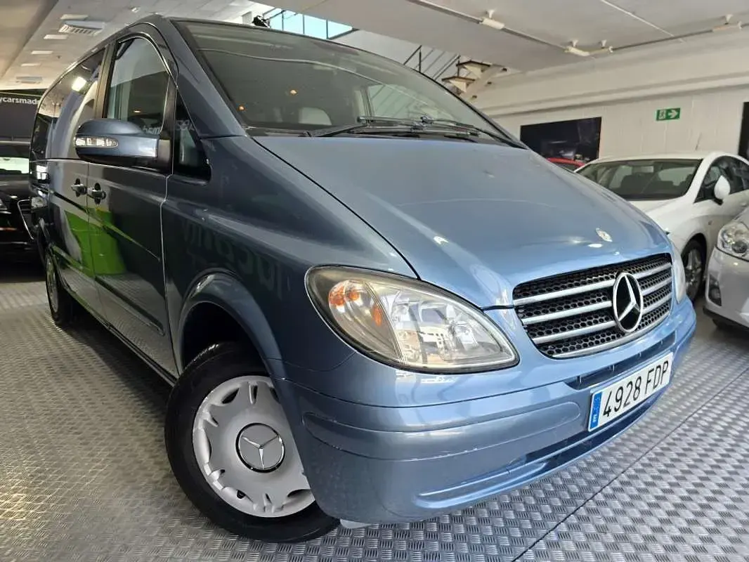 Usado Mercedes Viano 150 CV (110 kW) 2006 Azul Monovolumen