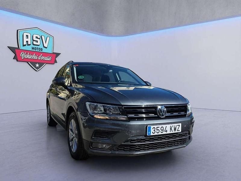 Gris / plata Usado 2019 VW Tiguan Advance SUV | 16.990 € (Super precio) - Imagen 1/4