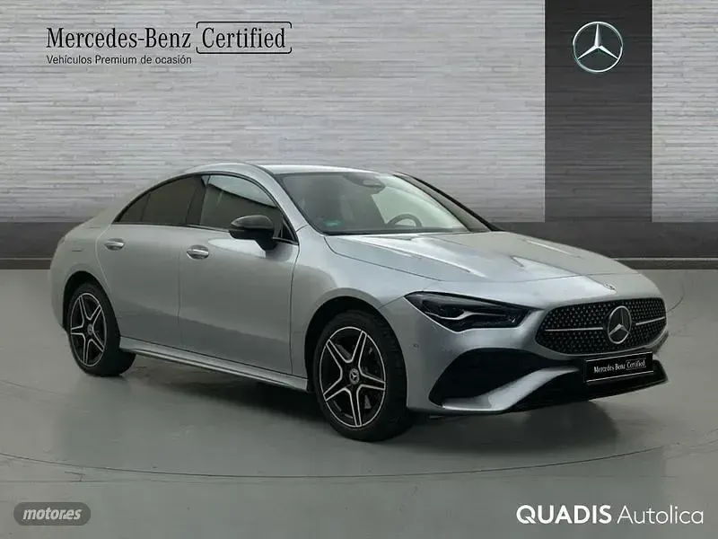 Usado Mercedes CLA250e 218 CV (160 kW) 2025 Plateado Coupe
