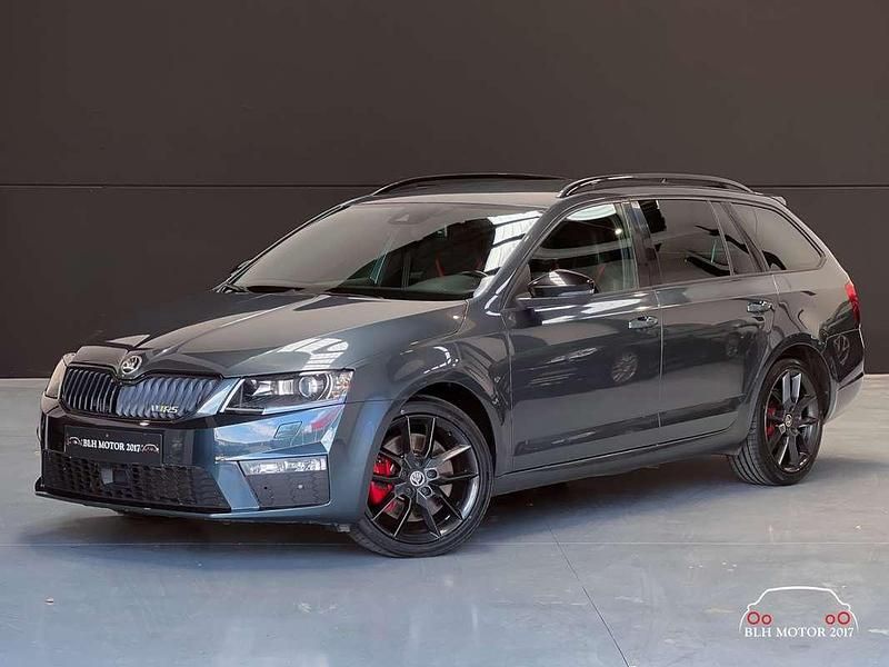 Gris Usado 2017 Skoda Octavia RS Familiar | 18.990 € (Buen precio) - Imagen 1/4