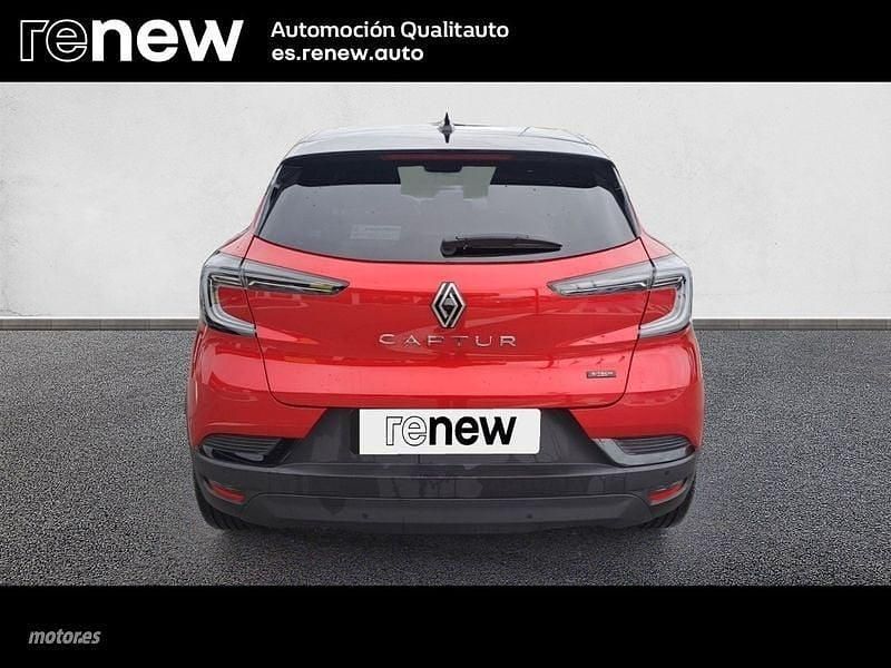 Usado Renault Captur Techno 145 CV (106 kW) 2025 Rojo SUV