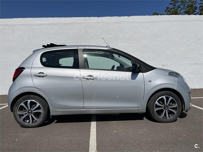 Usado Citroën C1 Shine 72 CV (52 kW) 2020 Gris / plata Utilitario