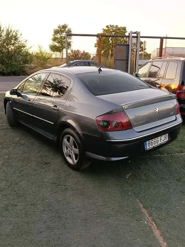 Usado Peugeot 407 Sport 136 CV (100 kW) 2006 Gris Berlina