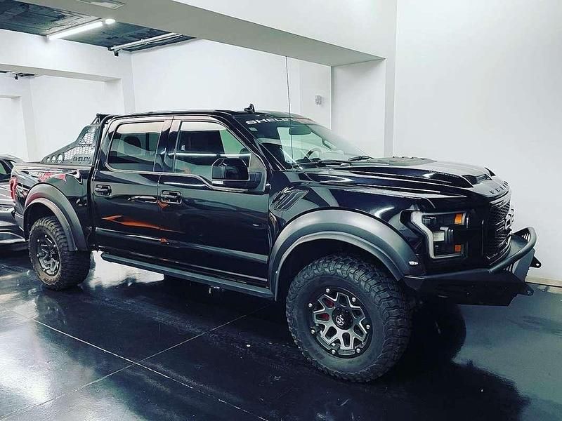 Usado Ford Shelby Raptor 525 CV (386 kW) 2019 Negro Pickup/Camioneta