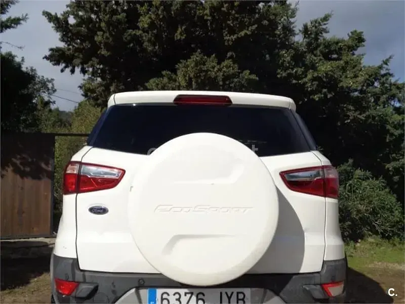 Usado Ford Ecosport Titanium 112 CV (82 kW) 2017 Blanco SUV