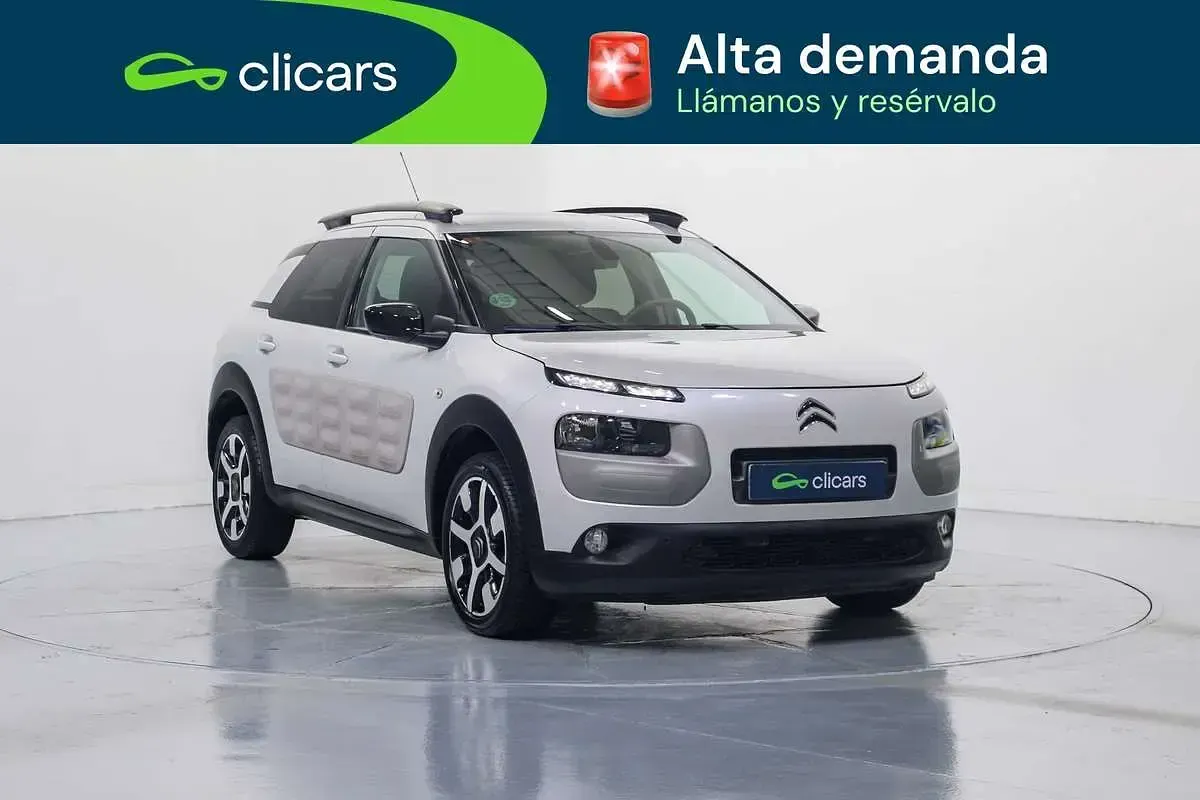Usado Citroën C4 Cactus PureTech 110 CV (80 kW) 2017 Blanco Utilitario