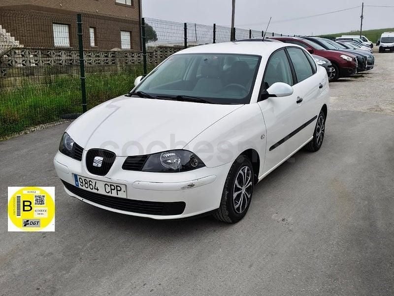 Usado Seat Cordoba Stella 75 CV (55 kW) 2003 Blanco Berlina