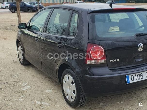 Usado VW Polo Edition 60 CV (44 kW) 2009 Negro Utilitario