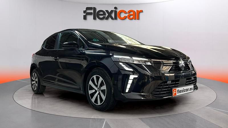 Usado Mitsubishi Colt Motion 67 CV (49 kW) 2024 Negro Utilitario