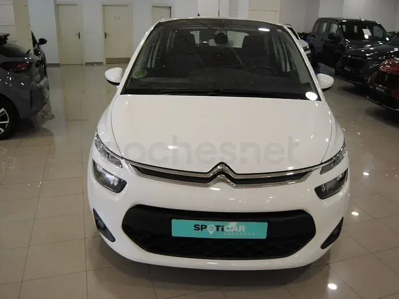 Usado Citroën C4 Picasso Live 120 CV (88 kW) 2016 Blanco Monovolumen