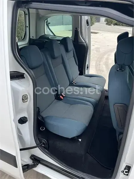 Usado Citroën Berlingo Feel 100 CV (73 kW) 2016 Blanco Monovolumen