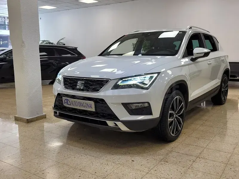 Usado Seat Ateca 4Drive 150 CV (110 kW) 2016 Blanco SUV
