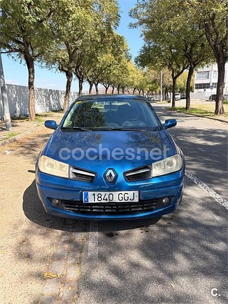 Usado Renault Mégane II Dynamique 105 CV (77 kW) 2008 Azul Berlina