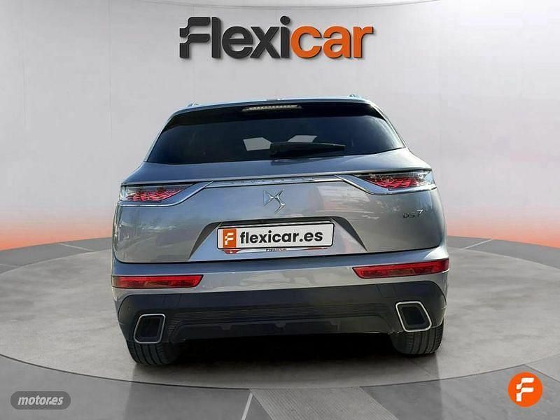 Usado DS Automobiles DS7 Crossback Be Chic 180 CV (132 kW) 2018 Gris SUV