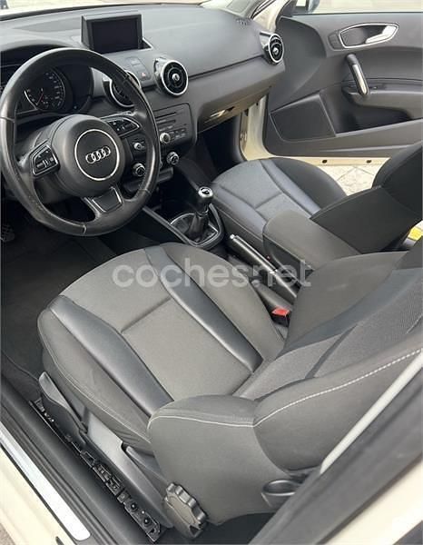 Usado Audi A1 Ambition 105 CV (77 kW) 2012 Blanco Utilitario