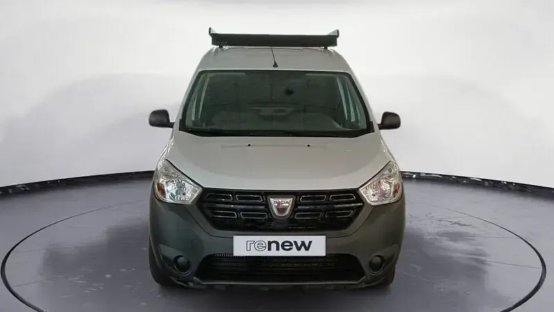 Usado Dacia Dokker Essentiel 90 CV (66 kW) 2019 Blanco Monovolumen