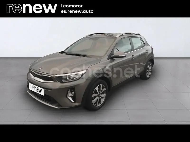 Usado Kia Stonic 100 CV (73 kW) 2021 Blanco SUV