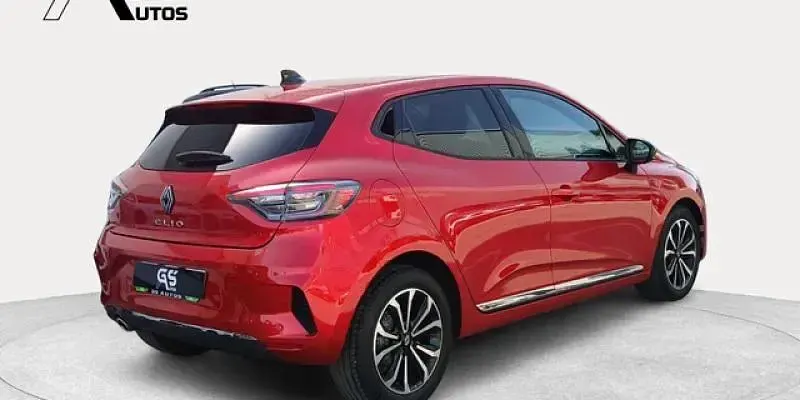 Usado Renault Clio Techno 90 CV (66 kW) 2025 Rojo Utilitario