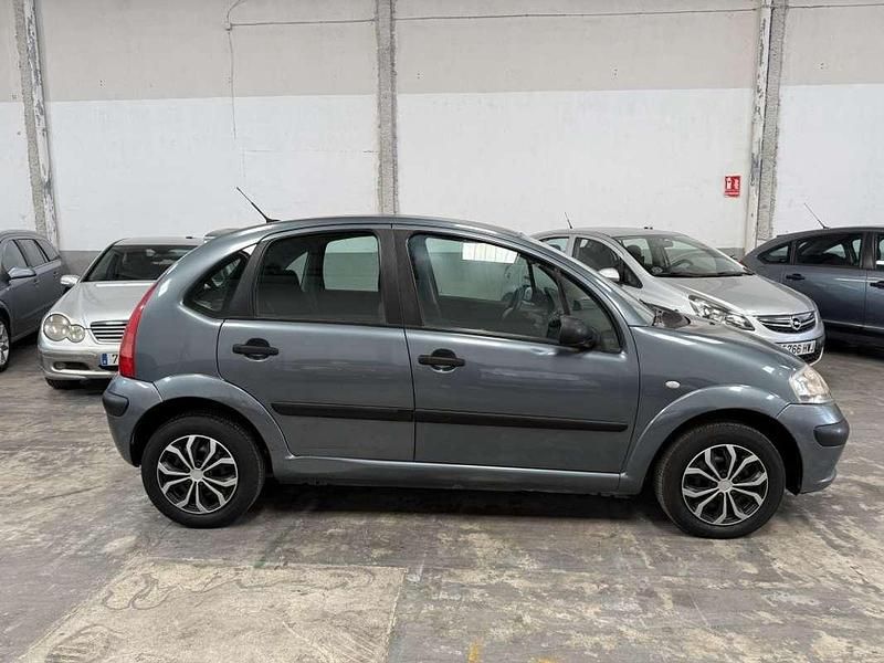 Usado Citroën C3 Furio 61 CV (44 kW) 2005 Gris Utilitario