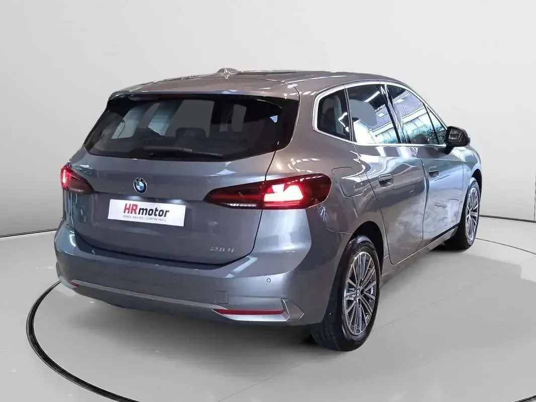 Usado BMW 218 Active Tourer 136 CV (100 kW) 2023 Gris Monovolumen