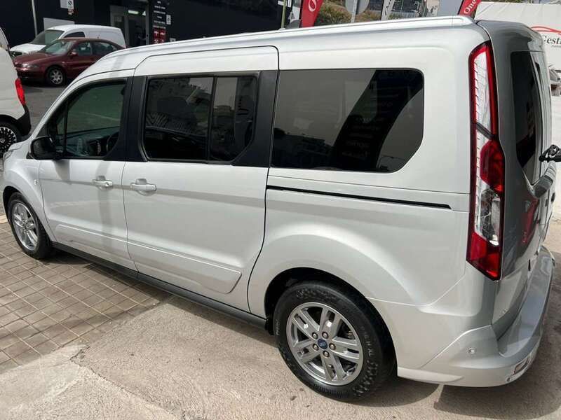 Usado Ford Tourneo Connect Active 101 CV (74 kW) 2022 Gris Monovolumen
