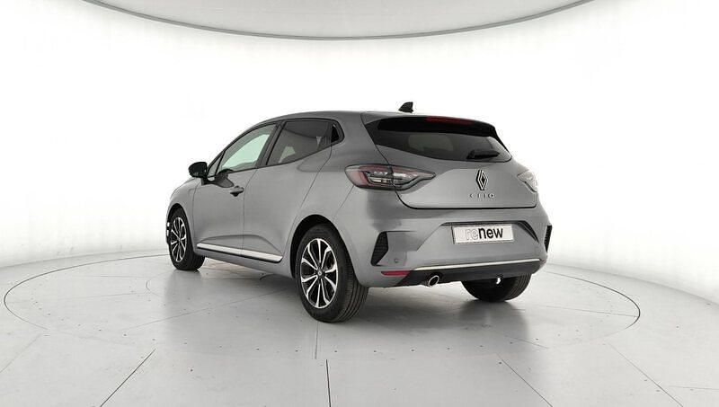 Begagnad Renault Clio V Techno 100 HK (73 kW) 2025 Grå Sedan