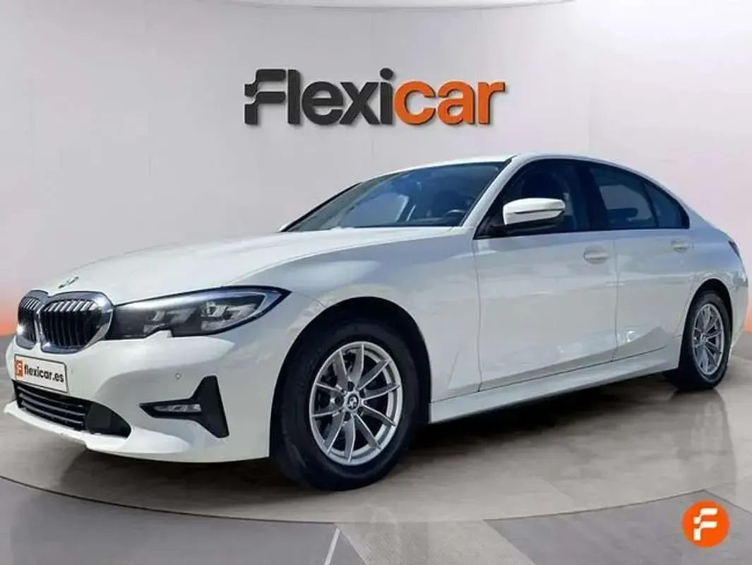 Usado BMW 318 150 CV (110 kW) 2019 Blanco Berlina