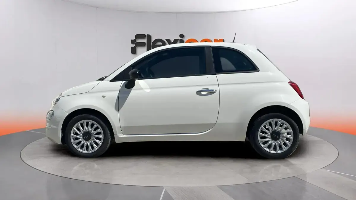 Usado Fiat 500 71 CV (52 kW) 2022 Blanco Berlina