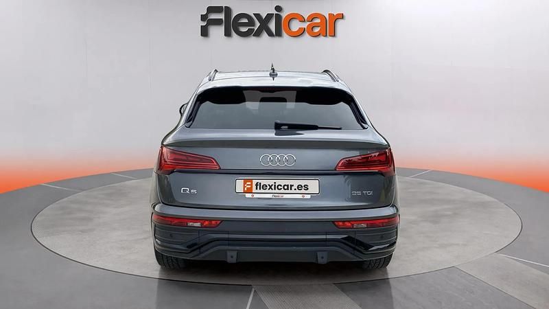 Usado Audi Q5 Sportback Advanced Plus 163 CV (119 kW) 2021 Gris SUV