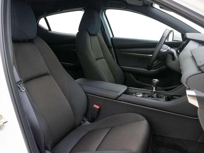 Usado Mazda 3 122 CV (89 kW) 2020 Blanco Utilitario