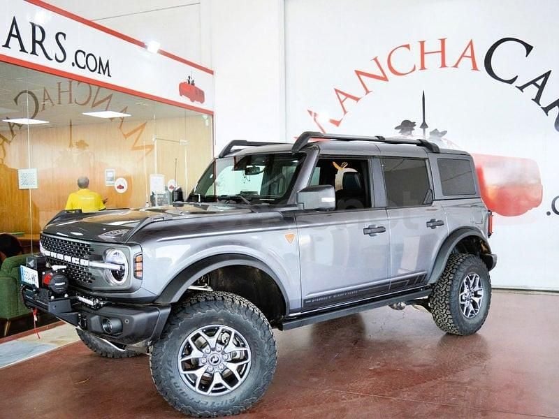Usado Ford Bronco 335 CV (246 kW) 2024 Gris / plata SUV