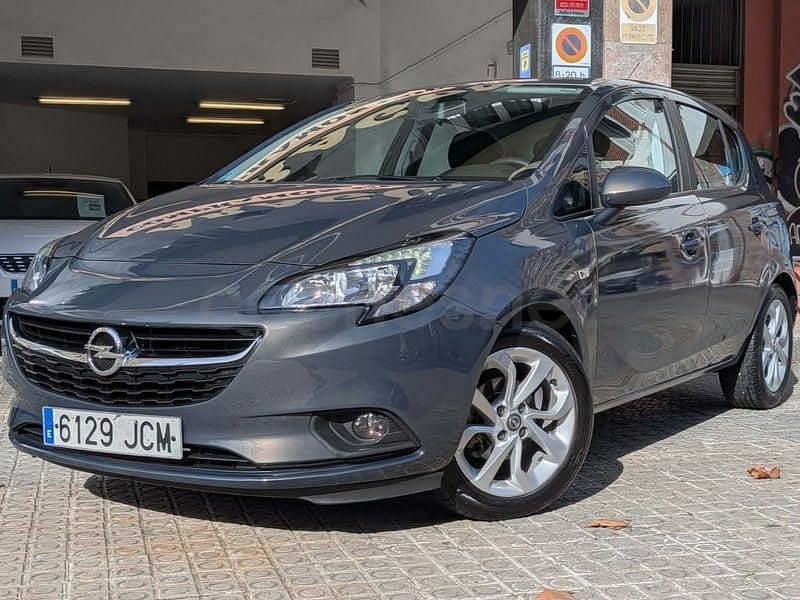 Gris / plata Usado 2015 Opel Corsa Excellence Berlina | 6990 € (Buen precio) - Imagen 1/4